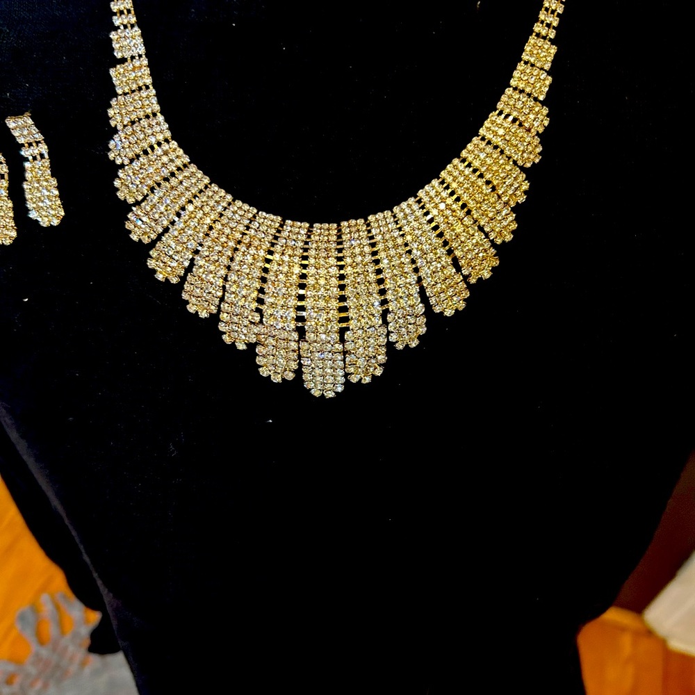 Rhinestone gold set